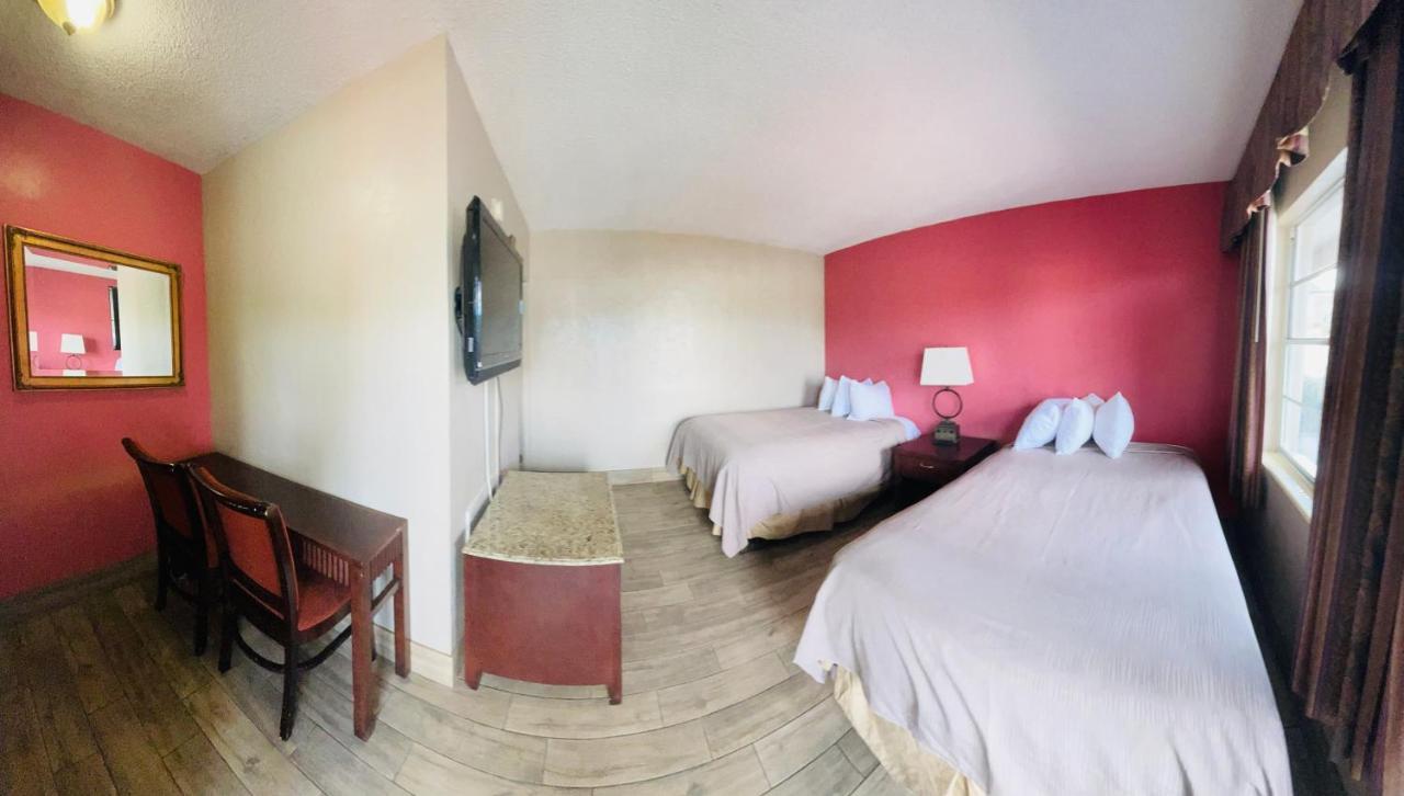Budget Inn - St. Petersburg Ngoại thất bức ảnh