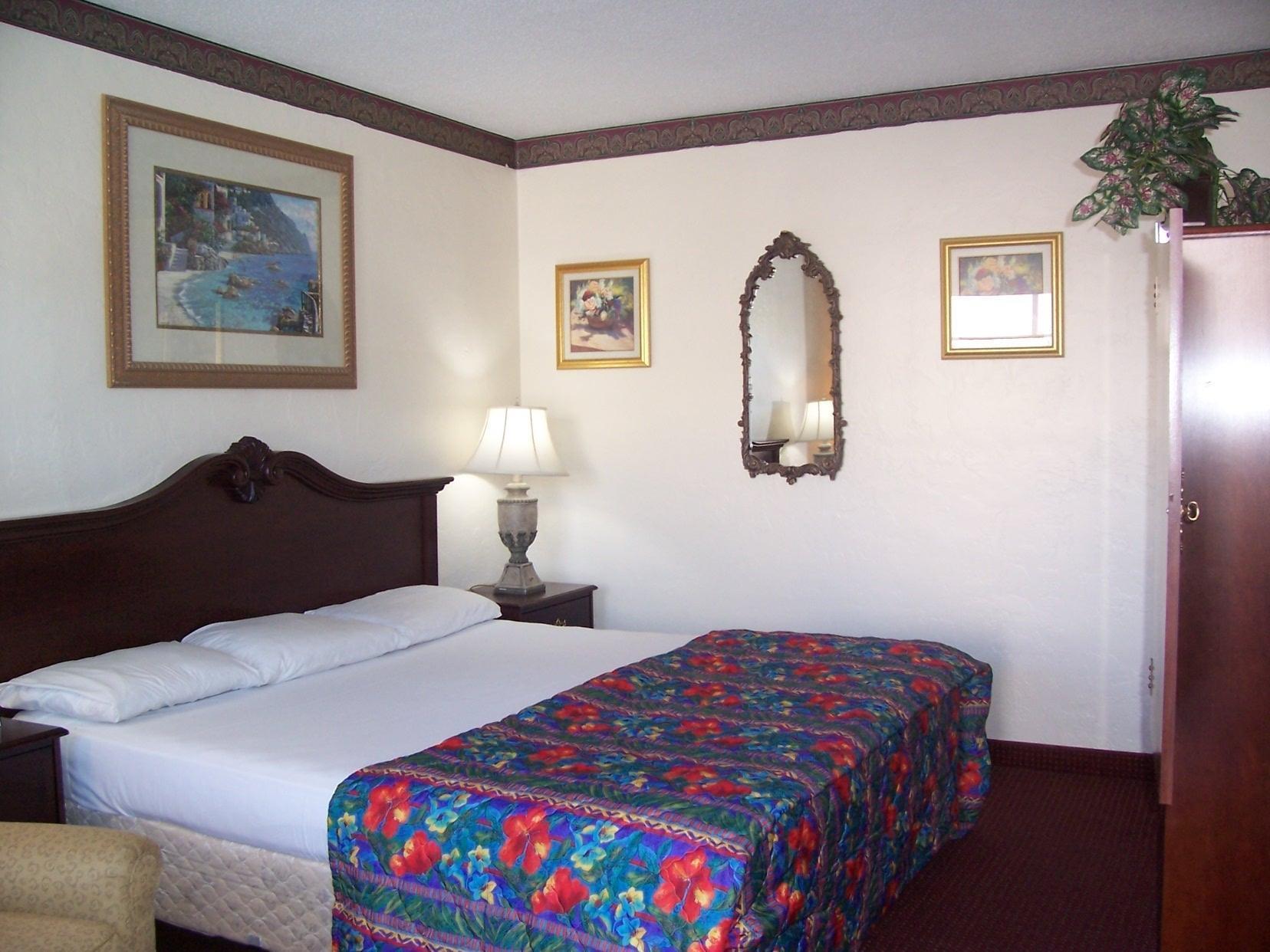 Budget Inn - St. Petersburg Ngoại thất bức ảnh